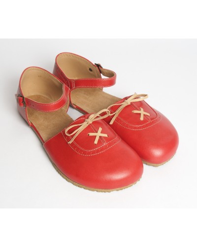 (B-B) brogue-mustriga saapad, esimene "lend"