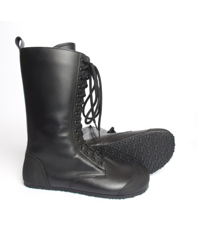 Minimalist Combat Boots in Black on a Vibram Claw Sole