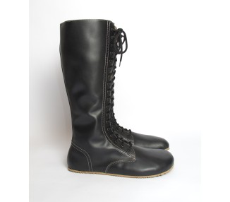 (B-B) - brogue boots, black